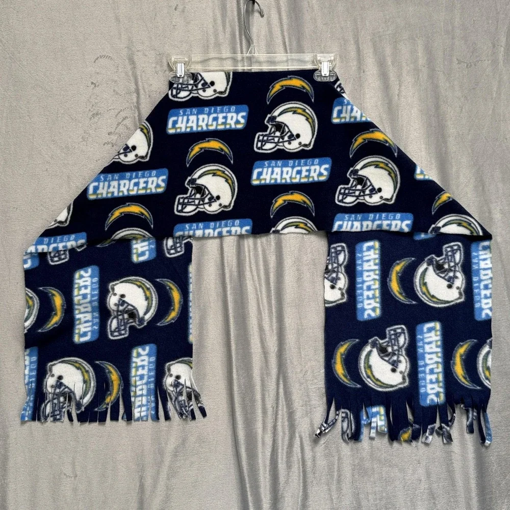 San Diego Chargers Scarf Fleece Blue NFL Football Mens Logo Helmet Vintage Style